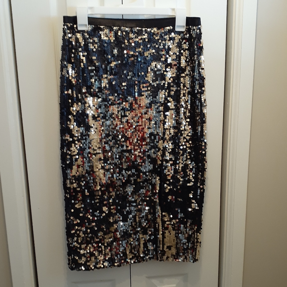 Nine West Black and Gold Skirt